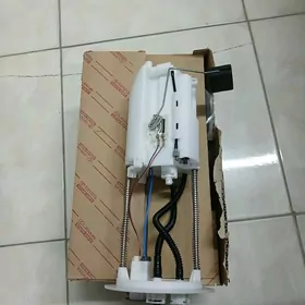 Benze nados PRADO 2012 ÿ