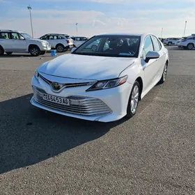 Toyota Camry 2020