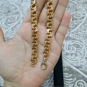 cayylan gyzyla menzes braslet