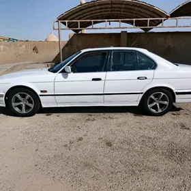 BMW 525 1990