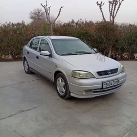 Opel Astra 2000