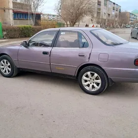 Toyota Camry 1992
