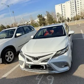 Toyota Camry 2022