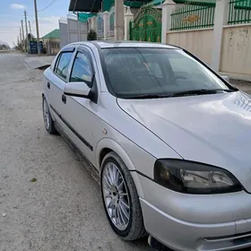 Opel Astra 2000