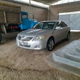 Toyota Camry 2010