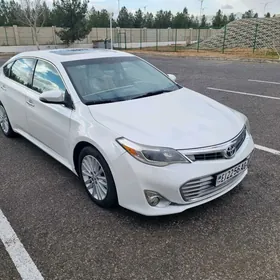 Toyota Avalon 2013