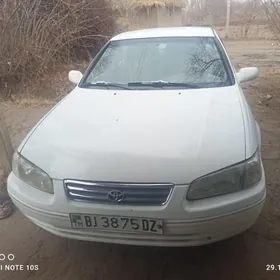 Toyota Camry 1998