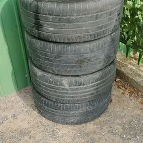 DUNLOP 235/45R18