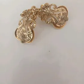 gyzyl gulakhalka komplekt