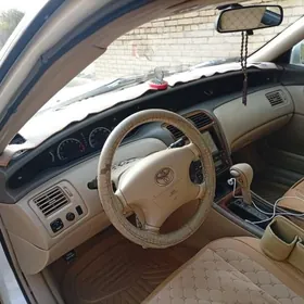 Toyota Avalon 2001