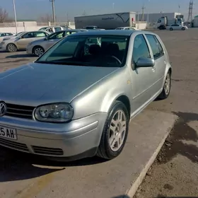 Volkswagen Golf 2001