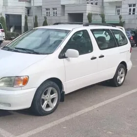 Toyota Sienna 2002