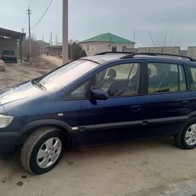 Opel Zafira 2004