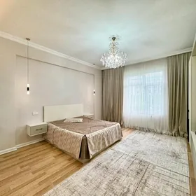 Eyesinden arenda jay aljak