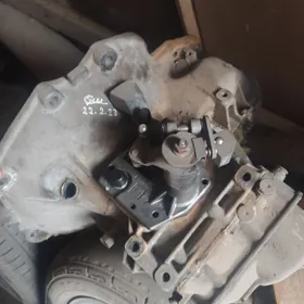 астра j коробка