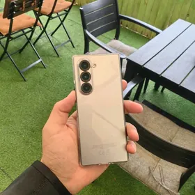 Samsung Z Fold 6 12/256