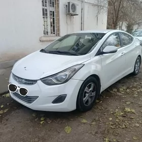 Hyundai Elantra 2013