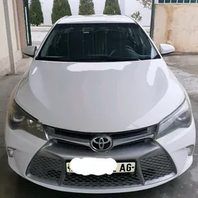 Toyota Camry 2015