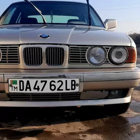 BMW 525 1990