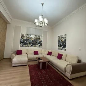 ARENDA MOSKOWSKIÝ OFIS