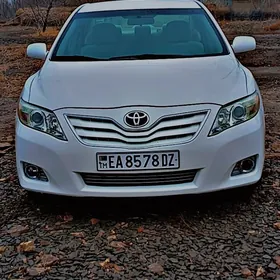 Toyota Camry 2010