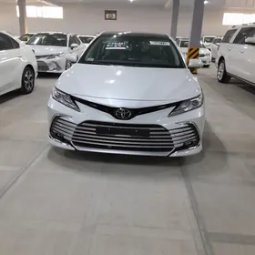 Toyota Camry 2023