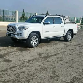 Toyota Tacoma 2016