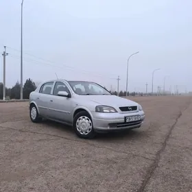 Opel Astra 2003