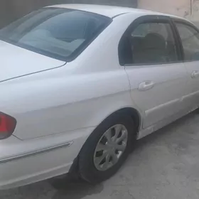 Hyundai Sonata 2002
