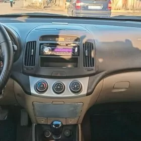 Hyundai Elantra 2010