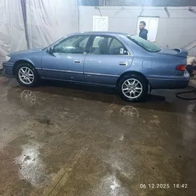 Toyota Camry 2000