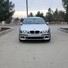 BMW E39 2001
