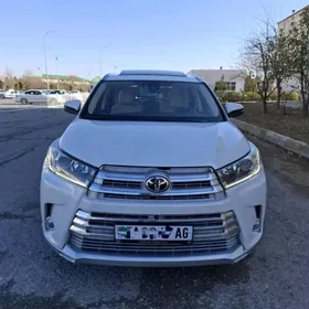 Toyota Highlander 2017
