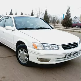 Toyota Camry 1998