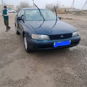 Toyota Carina 1995