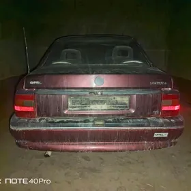 Opel Vectra 1992
