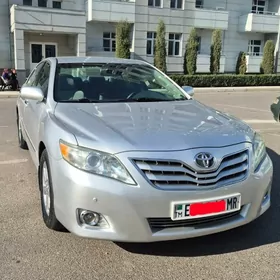 Toyota Camry 2010