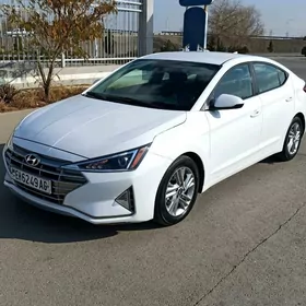 Hyundai Elantra 2020