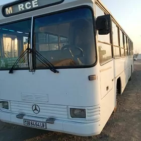 Mercedes-Benz ACTROS 3331 2010