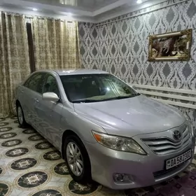 Toyota Camry 2010