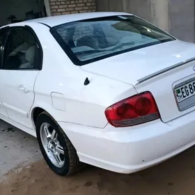 Hyundai Sonata 2002