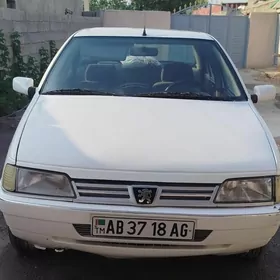 Peugeot 405 2006
