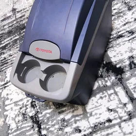 бардачок холодильник