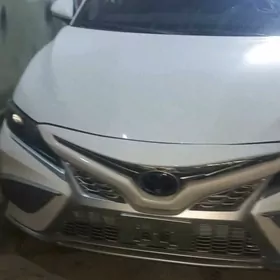 Toyota Camry 2022