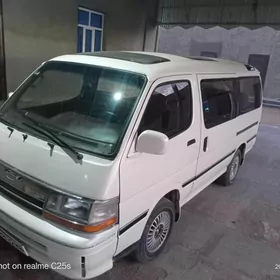 Toyota Hiace 1990