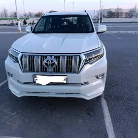 Toyota Land Cruiser Prado 2019