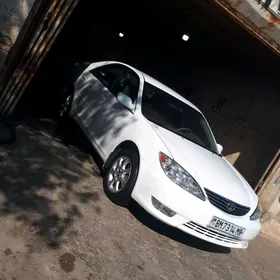 Toyota Camry 2005