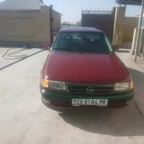 Opel Astra 1992