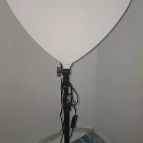 кольцевая лампа