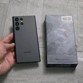 Samsung S22 Ultra. 8/128. wetn